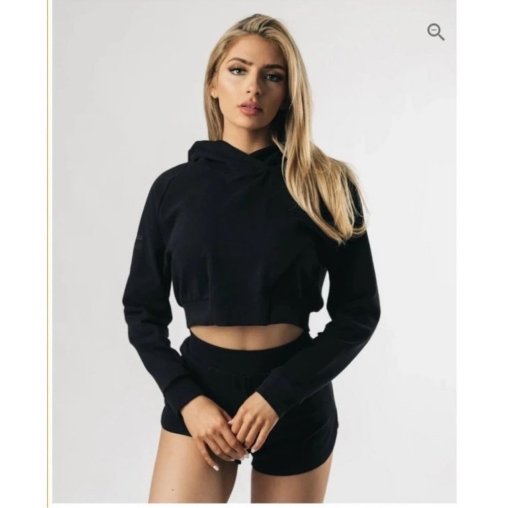 Alphalete Identity Pro Crop Hoodie